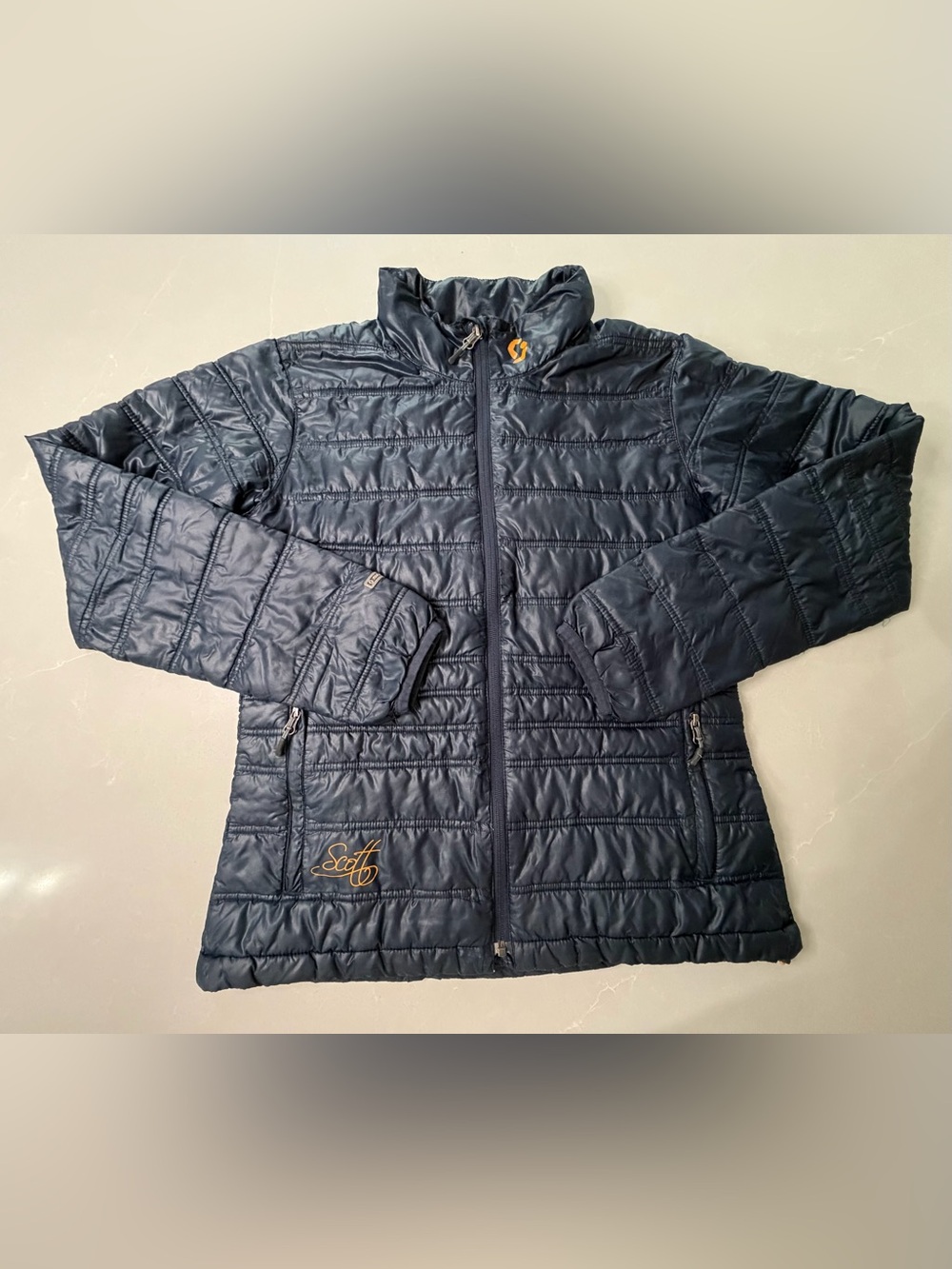 SCOTT Women’s Full Zip Lightweight Navy Puffer Jacket, US 8-10